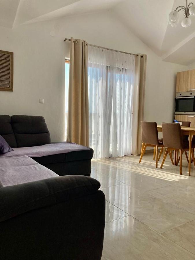 Apartment Andjela สตารีกราด-ปาเคลนีซา ภายนอก รูปภาพ