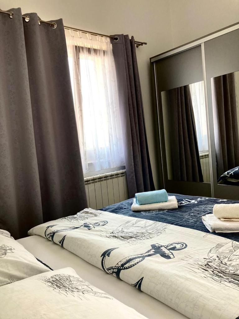 Apartment Andjela สตารีกราด-ปาเคลนีซา ห้อง รูปภาพ